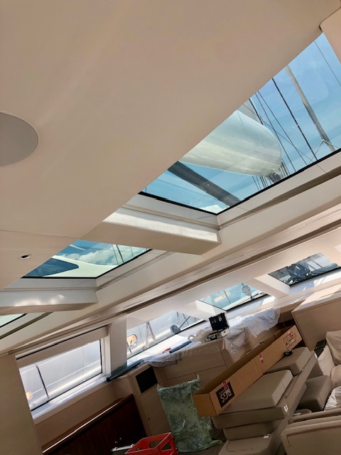 Yacht skylight solar protection film installation